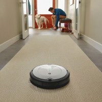 iRobot Roomba 698 роботска правосмукалка